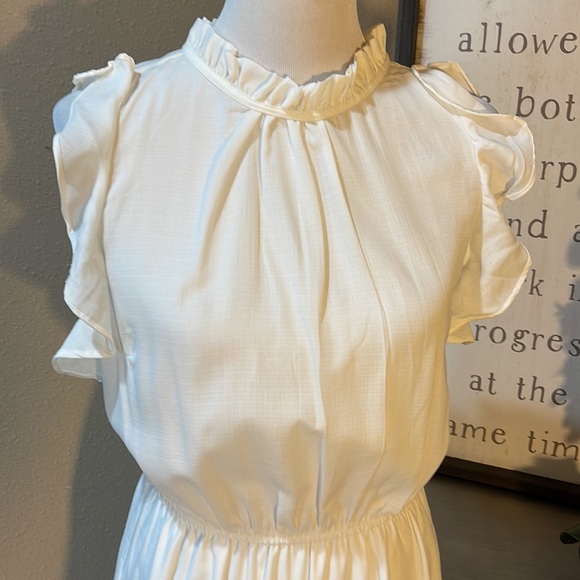 Ruffle High Neck Dress - Picture 7 of 7